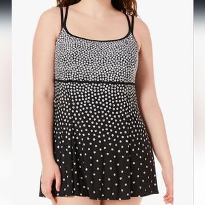 Le Cove One Piece Swim Dress Black with White Daisy's. Size 18